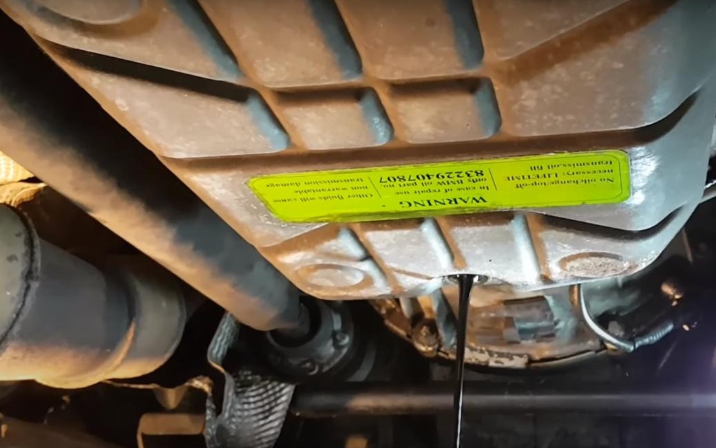 Слив отработанного масла с АКПП Рендж Ровер