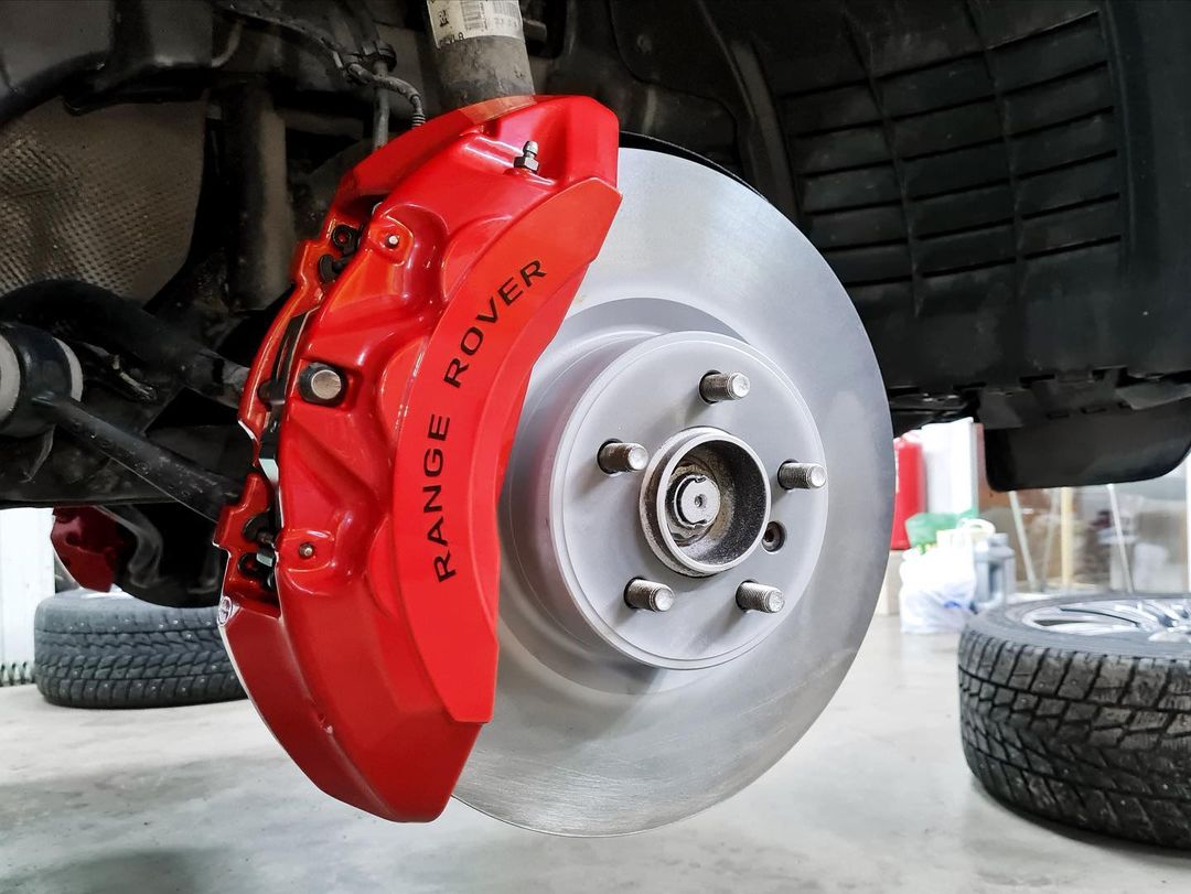 Замена тормозных дисков Рендж Ровер